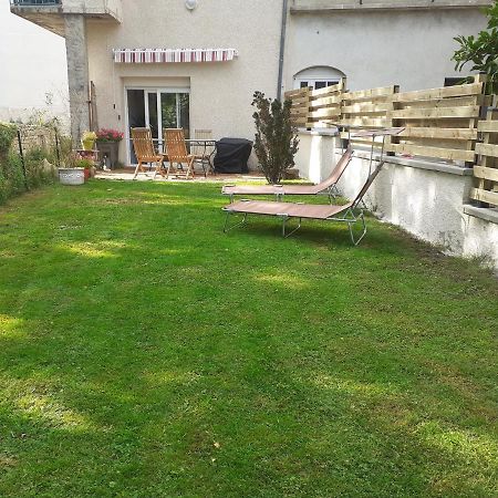 Appartement Rez De Chaussee Avec Terrasse Et Jardin Tence Buitenkant foto