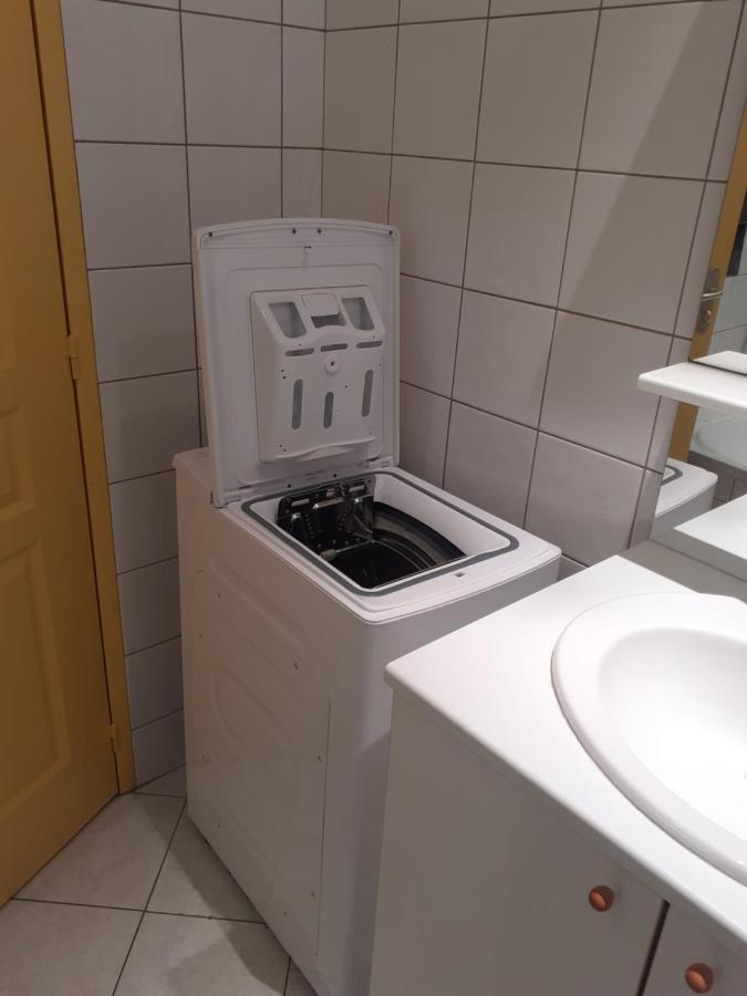 Appartement Rez De Chaussee Avec Terrasse Et Jardin Tence Buitenkant foto